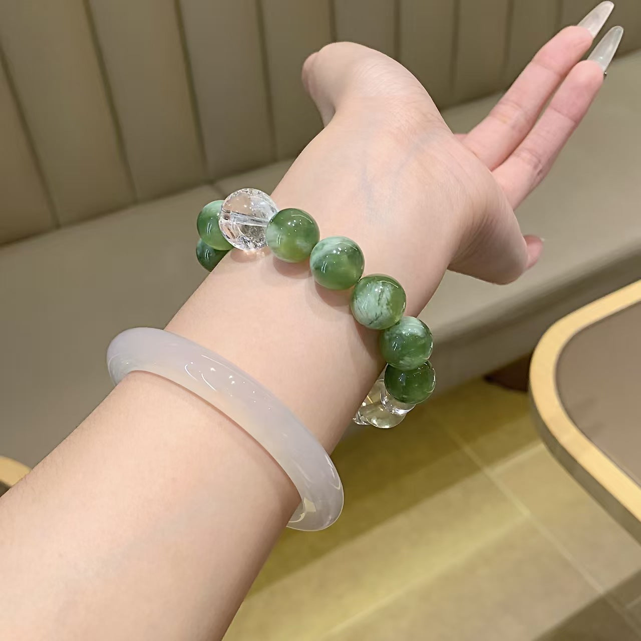 Green Jade  Bracelet (8mm)