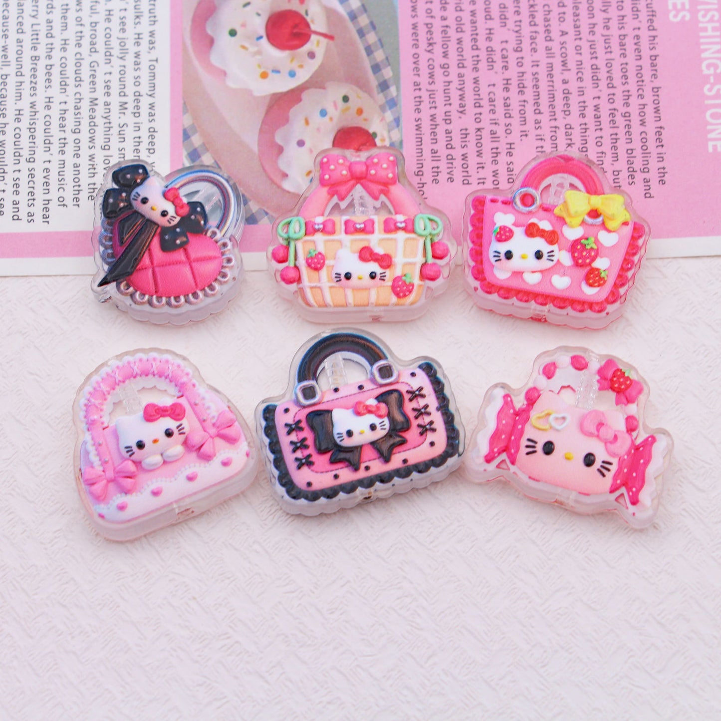 Premium Embossed Cat Acrylic Charms – Cute DIY Beads for Pens, Phone Straps, Keychains & Jewelry Accessories （10pcs)